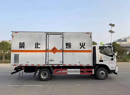 虎丘爆破器材运输车